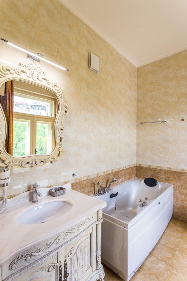Karlsbad Prestige Apartman Kültér fotó
