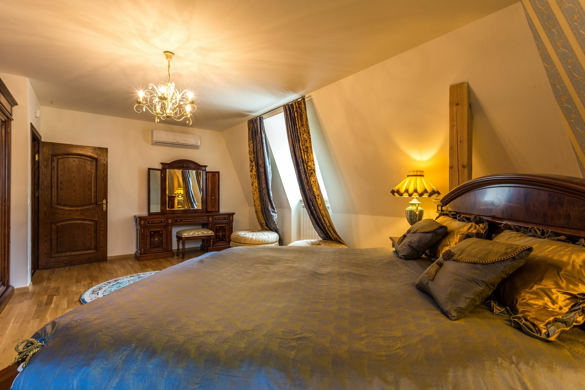 Karlsbad Prestige Apartman Kültér fotó